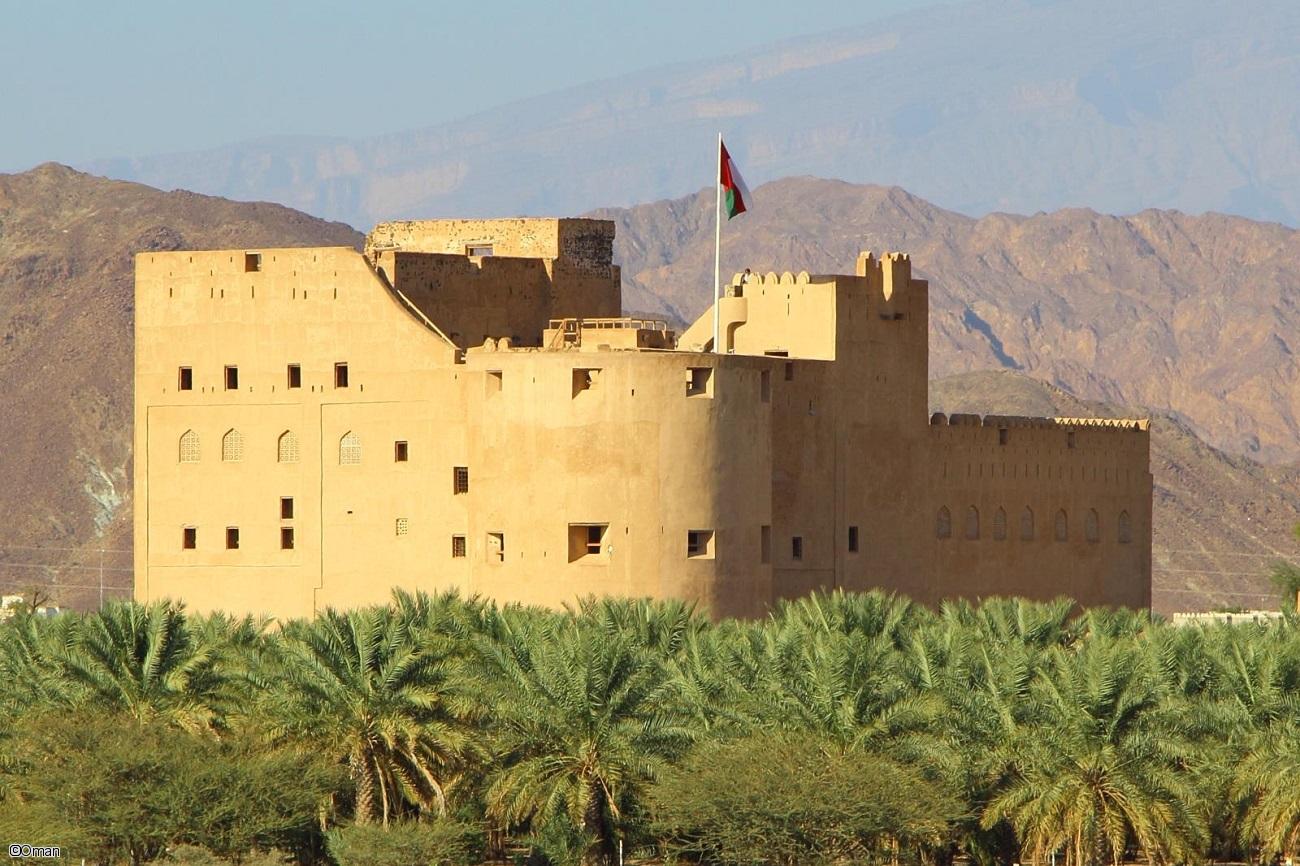 castle-al-dakheleyah-jabreen-castle.