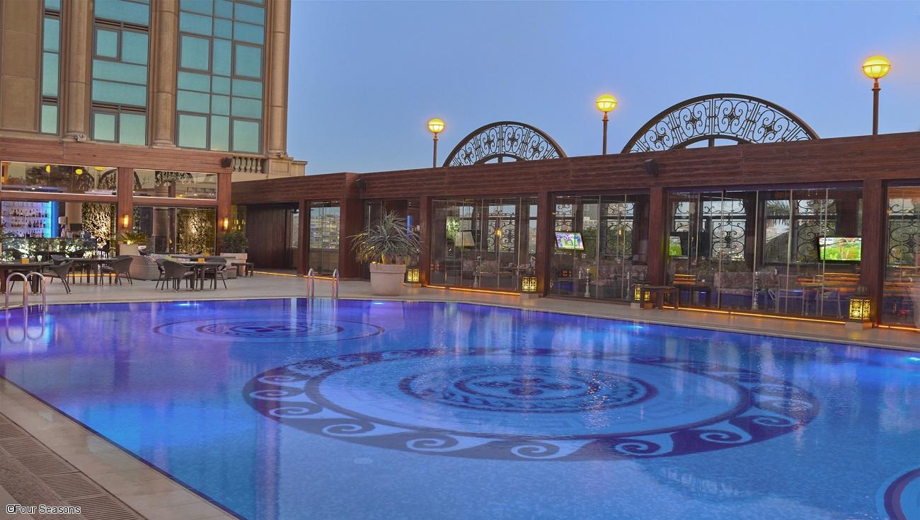 four-seasons-cairo-at-the-first-residence-piscine.