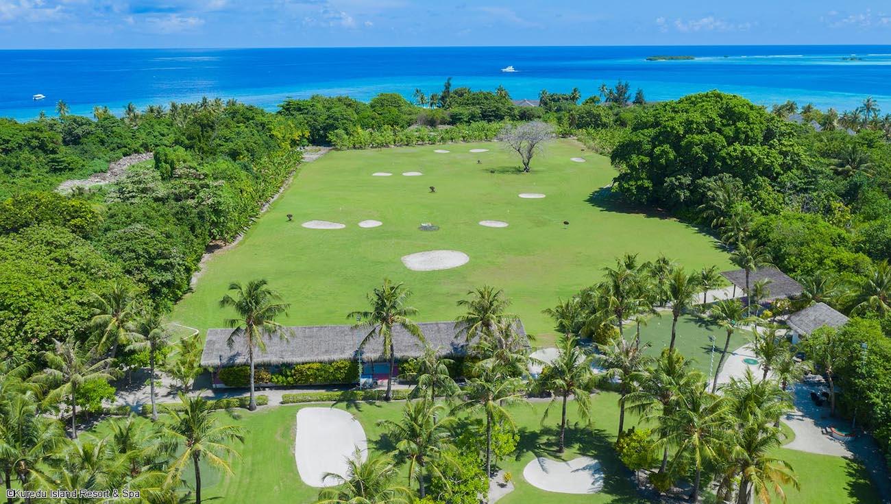 hotel-4-etoiles-kuredu-island-resort-et-spa-maldives-golf.