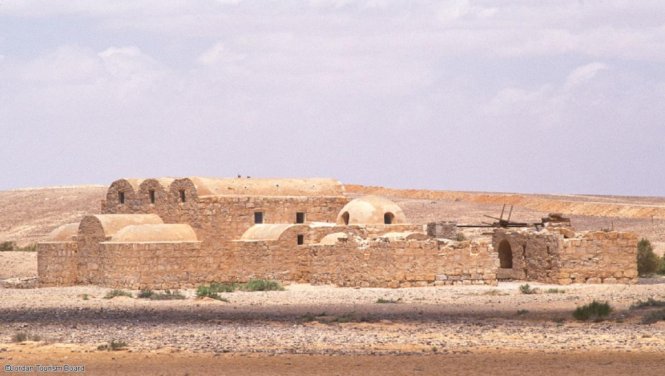 circuit-jordanie-et-croisiere-egypte-vue-de-qasir-amra.